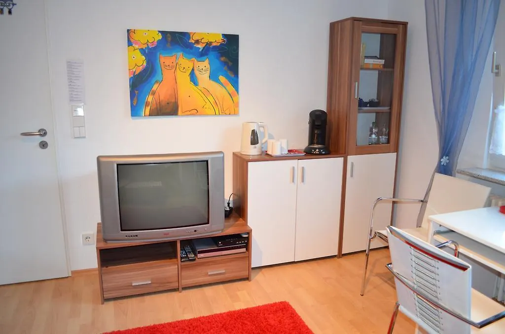 Quartier Ostheim Apartment Cologne Homestay